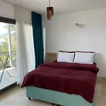 Aparthotel Ilya Apart 1 4*