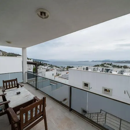 Aparthotel Ilya 1 4*