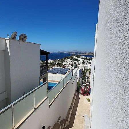 Hotel de apartamente Ilya 1 4*